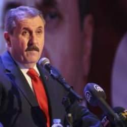 BBP Genel Başkanı Destici ortak yayına bağlanarak bağışta bulundu