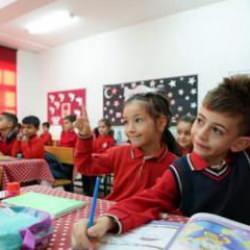 Aydın'da 3 bin 382 depremzede &ouml;ğrencinin okullara kaydı yapıldı