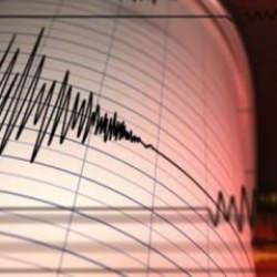 Hatay'da 4 b&uuml;y&uuml;kl&uuml;ğ&uuml;nde deprem