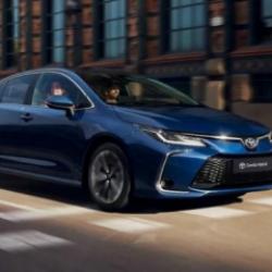 Makyajlı Toyota Corolla'nın T&uuml;rkiye fiyatı a&ccedil;ıklandı