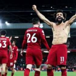 Salah tarihe geçti! Liverpool derbide ManU'ya gol oldu yağdı
