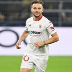 Al Ettifaq Rakitic için ısrarcı