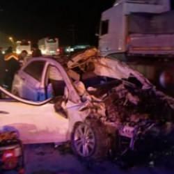 Bandırma'da trafik kazası: 1 &ouml;l&uuml;, 2 yaralı
