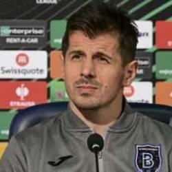 Emre Belözoğlu'ndan Beşiktaş maçı tepkisi! "Şerefli bir davranış değil"