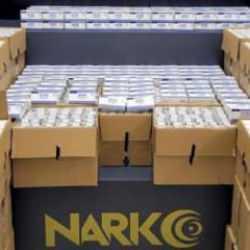 Otomobilde kırmızı re&ccedil;eteye tabi 88 bin hap ele ge&ccedil;irildi; 3 g&ouml;zaltı