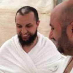 &Ouml;mer D&ouml;ngeloğlu ile Abdulmetin Balkanlıoğlu arasında K&acirc;be'de duygulandıran diyalog