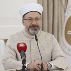 Ali Erbaş: Cami dışı faaliyetlerinizle milletimizin yüz akısınız