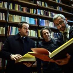 Cumhurbaşkanı Erdoğan’ın çağrısıyla kitaplarını bağışladı