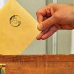 Oy pusulası i&ccedil;e katlandığında oyun ge&ccedil;ersiz sayılacağı iddiası yalanlandı!