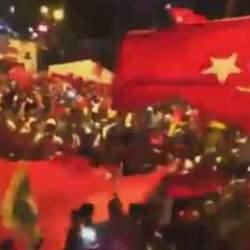 'Bölücü' iftirası atıldı, gerçek ortaya çıktı! HÜDA PAR'ın ‘Ölürüm Türkiyem’ coşkusu