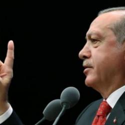 Cumhurbaşkanı Erdoğan: G&ouml;rd&uuml;k&ccedil;e kuduruyorlar!...Git ağababalarına sor