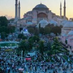 Diyanet açıkladı! İşte il il bayram namazı saatleri