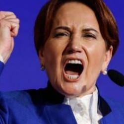 Meral Akşener'in en yakınındaki isim itiraf etti: FETÖ esir aldı