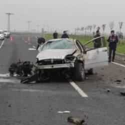 Tekirdağ'da feci kaza: Ref&uuml;je &ccedil;arpan otomobilin s&uuml;r&uuml;c&uuml;s&uuml; &ouml;ld&uuml;!