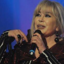 Zerrin Özer o hastalığa yakalandığını açıklayıp öfke kustu: Bıktım kuş beyinlilerden!