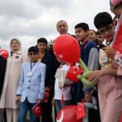 AK Parti'nin yeni se&ccedil;im şarkısı: Bu y&uuml;zyılın adı T&uuml;rkiye olsun