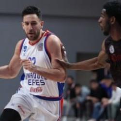 Anadolu Efes, Gaziantep Basketbol'u farklı geçti