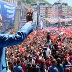 Cumhurbaşkanı Erdoğan Giresun'da vatandaşa seslendi: Bu coşku bana yeter!