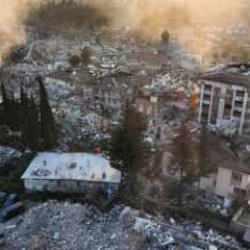 Depremzedelerden 'yardım' tepkisi: CHP'liyseniz almayacağım!