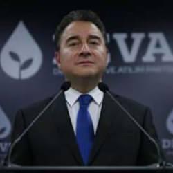 Babacan, se&ccedil;imi kazanan Cumhurbaşkanı Erdoğan'ı tebrik etti