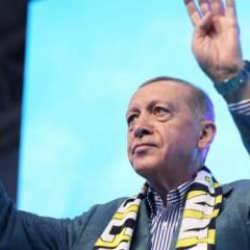 CNN International: Erdoğan t&uuml;m olasılıklara meydan okudu