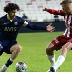 Fenerbahçe ile Sivasspor kupada final için sahaya çıkacak