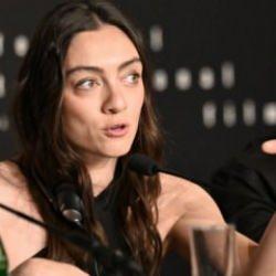 Merve Dizdar açtı ağzını yumdu gözünü: Beni böyle kabul edeceksiniz!