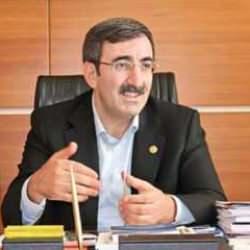 Cumhurbaşkanı Yardımcısı Cevdet Yılmaz kimdir ve nerelidir? Yılmaz Yılmaz'ın eğitimi ve biyografisi...