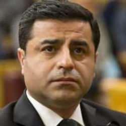 Demirtaş havlu attı! Bıraktığını resmen açıkladı