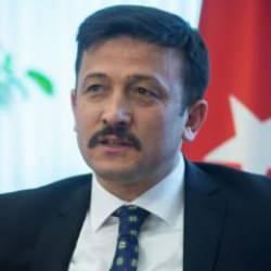 Hamza Dağ kimdir ve aslen nerelidir? Asıl mesleği ne? 