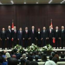 Reuters'tan yeni kabine analizi: 5 isme dikkati çektiler