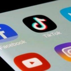 8 ülke imza attı... Sosyal medya devleri AB'ye şikayet edildi!