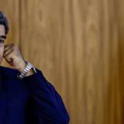 İspanyol basını Maduro'nun duaya eşlik etmesini böyle gördü: Sonunda Müslüman mı oldu?