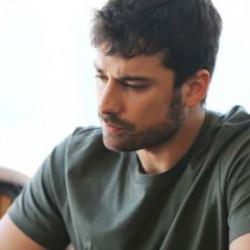 Y&uuml;rek &Ccedil;ıkmazı&rsquo;nın sevilen isminden hayranlarını yıkan veda! Duygu seli yaşattı