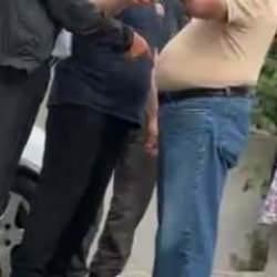 &Uuml;&ccedil; katı kira isteyen ev sahibi ile kiracı tartıştı: İşte o anlar!