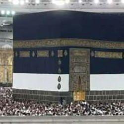 Kabe'deyim, kalbimin etrafında d&ouml;nmekteyim