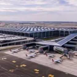 İstanbul Havalimanı'nda tüm zamanların yolcu rekoru kırıldı