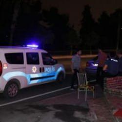 Adana&rsquo;da barda t&uuml;fekler ve tabancalar konuştu: 3 yaralı