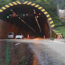 Bolu Dağı t&uuml;nelinin İstanbul y&ouml;n&uuml; ulaşıma kapatıldı!