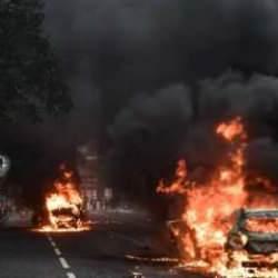 Her şey ge&ccedil;mişte gizli! İşte Fransa'da patlak veren isyanın nedeni