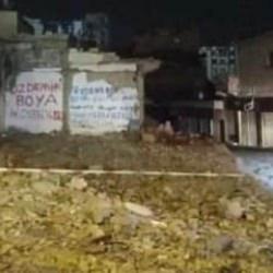 İslahiye'de hasarlı 2 bina &ccedil;&ouml;kt&uuml;