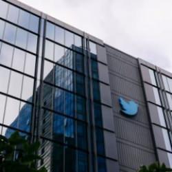 Twitter, borcunu ödemediği için yine davalık oldu!