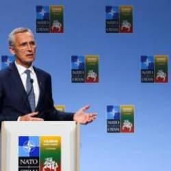 &Uuml;&ccedil;l&uuml; zirve sonrası Stoltenberg'den a&ccedil;ıklama: T&uuml;rkiye-İsve&ccedil;-NATO mutabakata vardı