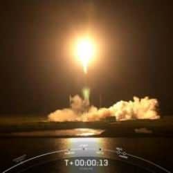 SpaceX, 54 Starlink uydusunu daha y&ouml;r&uuml;ngeye fırlattı!