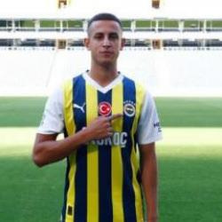 Fenerbah&ccedil;e'den orta sahaya takviye!
