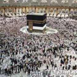 Suudi Arabistan, yeni sezonda yurt dışından umreci kabul&uuml;ne başlandığını duyurdu