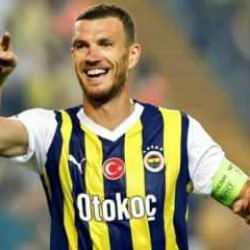 Fenerbahçe'nin Dzeko paylaşımında Icardi'ye flaş gönderme