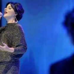 Zara'nın başına akıl almaz talihsizlik geldi! Kosova sahnesinde neye uğradığını şaşırdı