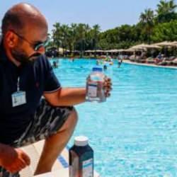 5 yıldızlı otellerin havuzuna kimyasal denetimi: Seviyesi &ouml;l&ccedil;&uuml;ld&uuml;