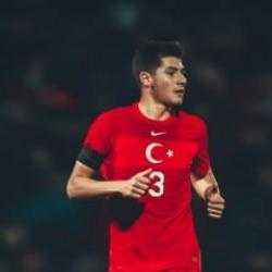 Manchester City'nin istediği Türk!